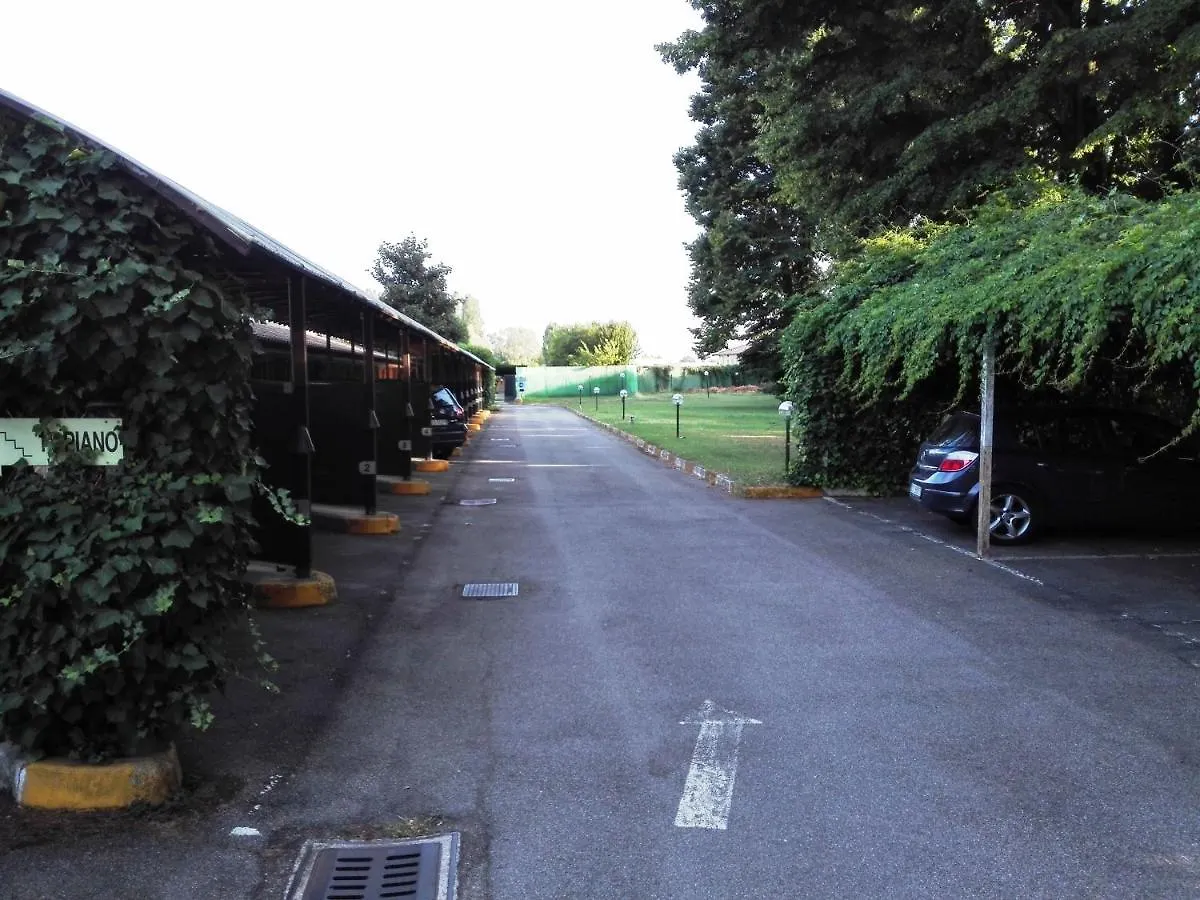 Hotel Motel Est Peschiera Borromeo