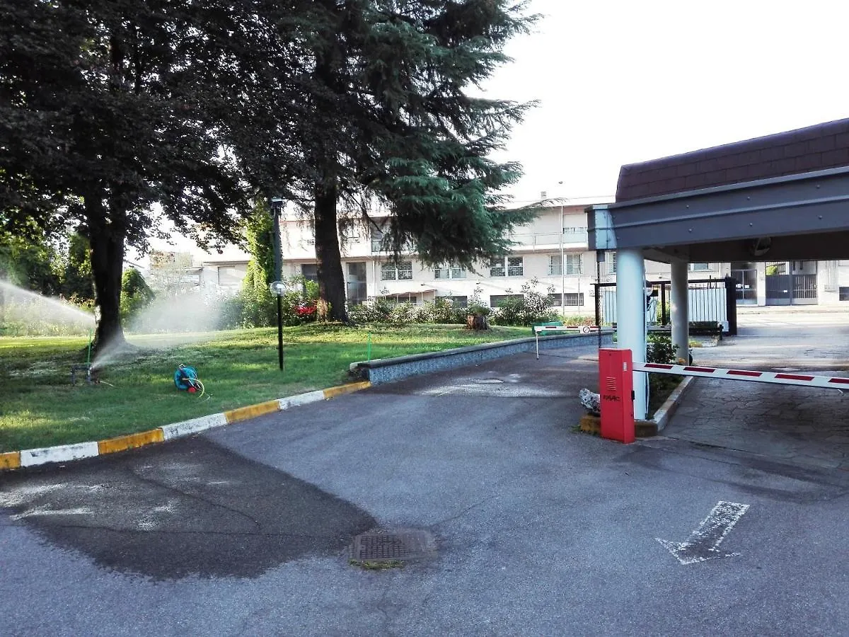 Hotel Motel Est Peschiera Borromeo