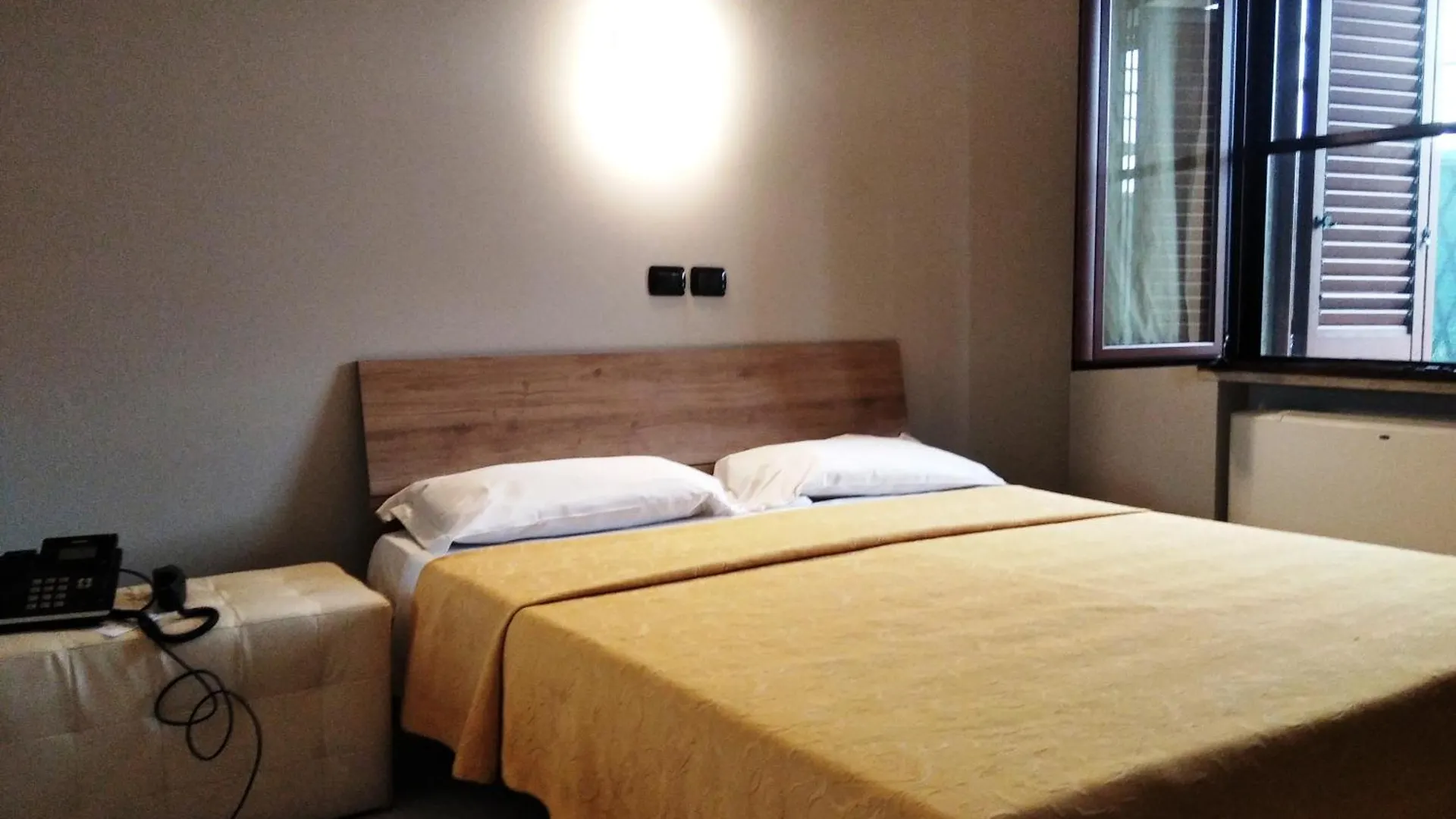 ***  Hotel Motel Est Peschiera Borromeo Italy